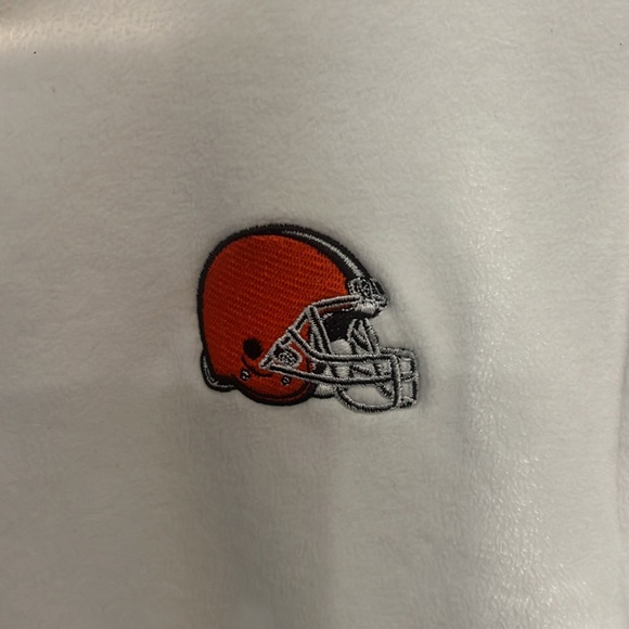 Nike NFL Browns Quarter Zip Women’s Fleece - Picture 2 of 7
